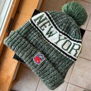 JETS winter hat with Pom